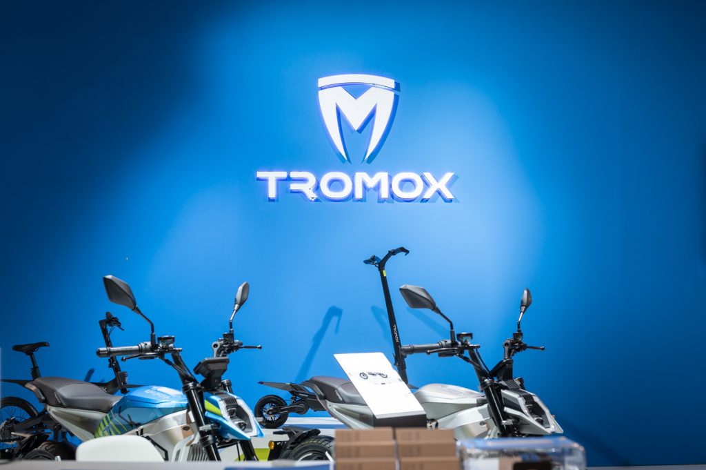 Tromox Galería de Exhibiciones Express lanzamiento ukko AT y MC10 Santo domingo republica dominicana